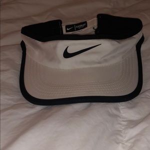 Nike visor
